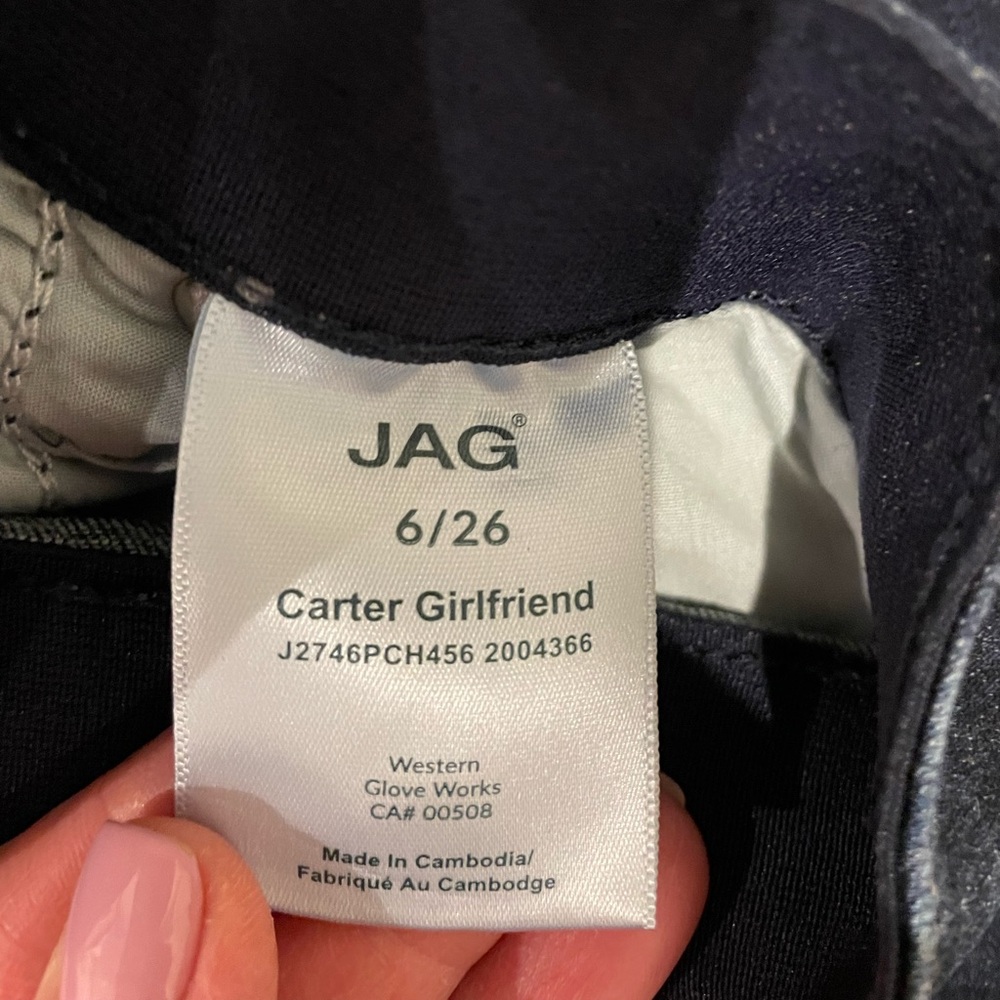 JAG Jeans Carter Girlfriend Jean - Picture 3 of 3